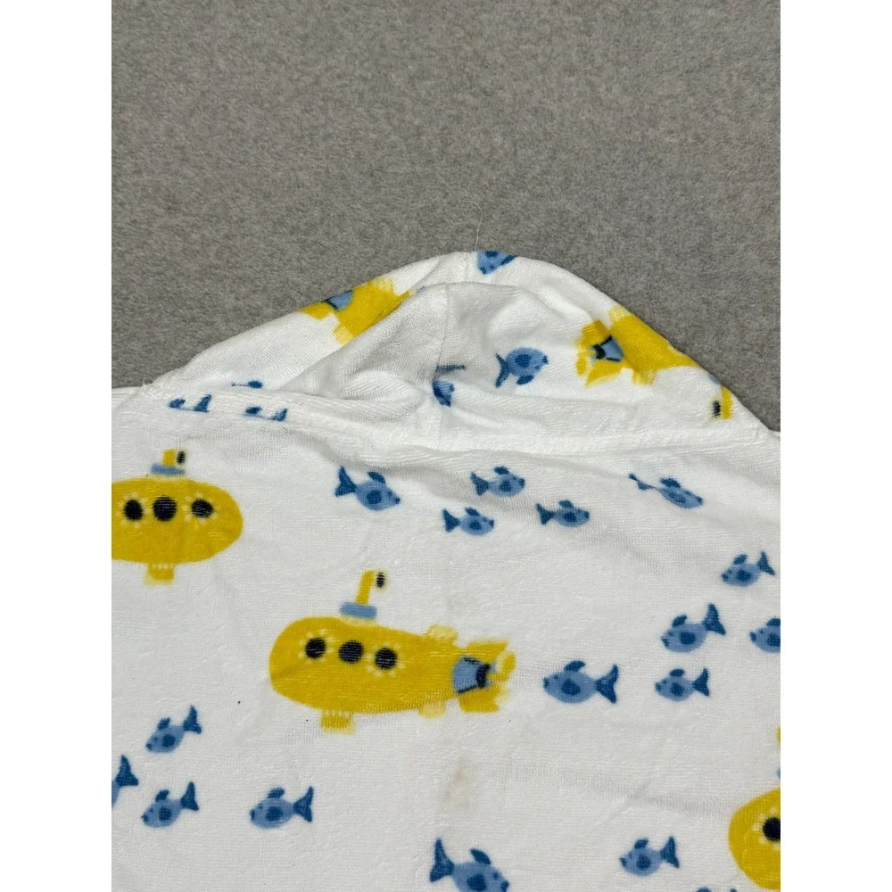 Pottery Barn Kids Yellow Submarine Hooded Beach Towel Blue Fish 100% Cotton